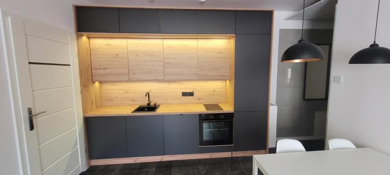 Apartament Wakacyjny Z Klimatyzacja Kołobrzeg Exterior foto